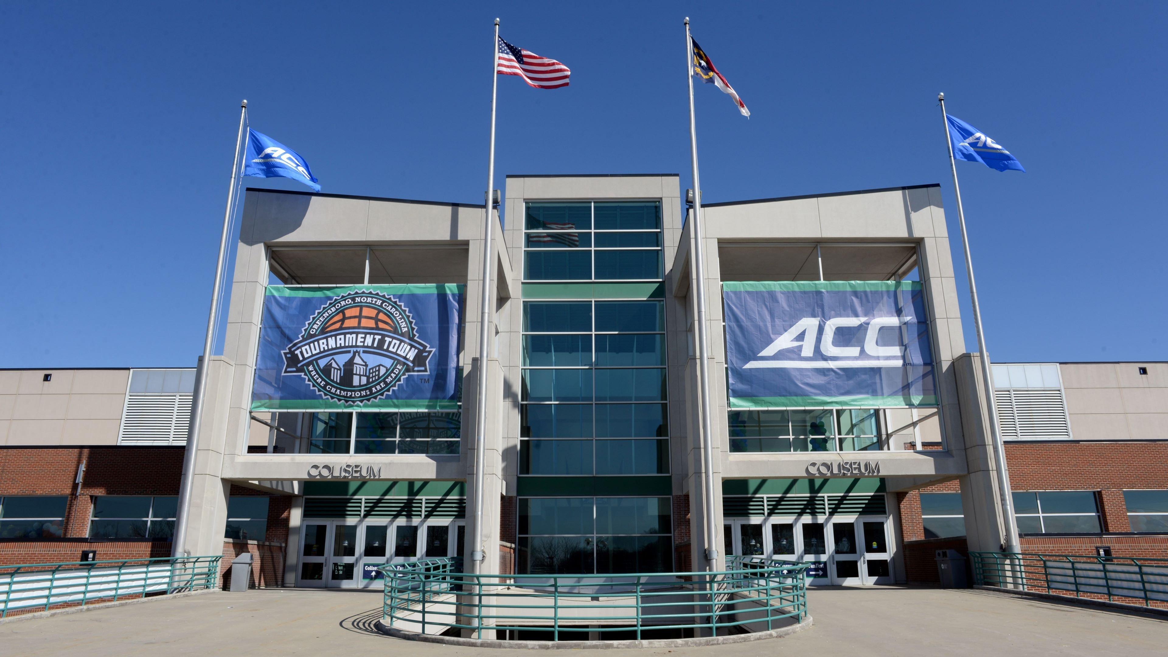 Holiday Inn Greensboro Coliseum By Ihg Exterior photo